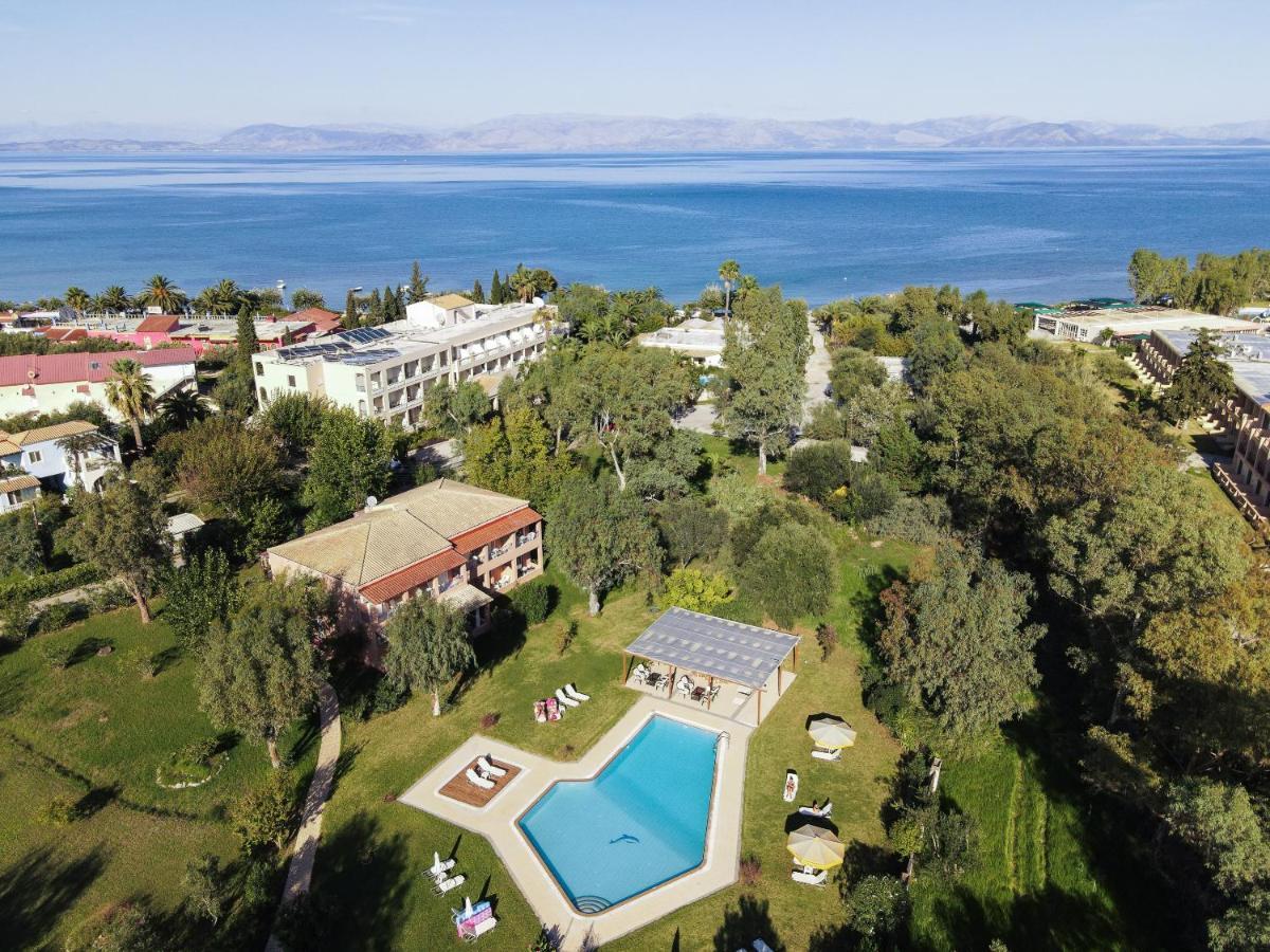 Tellis Holiday Rooms Moraḯtika Esterno foto