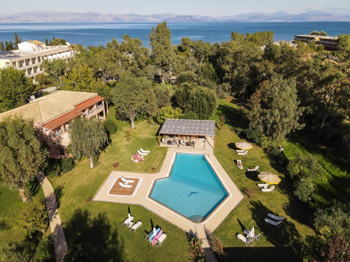 Tellis Holiday Rooms Moraḯtika Esterno foto