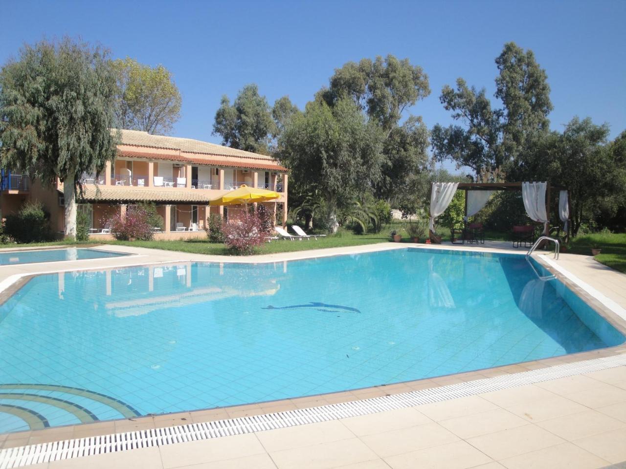 Tellis Holiday Rooms Moraḯtika Esterno foto